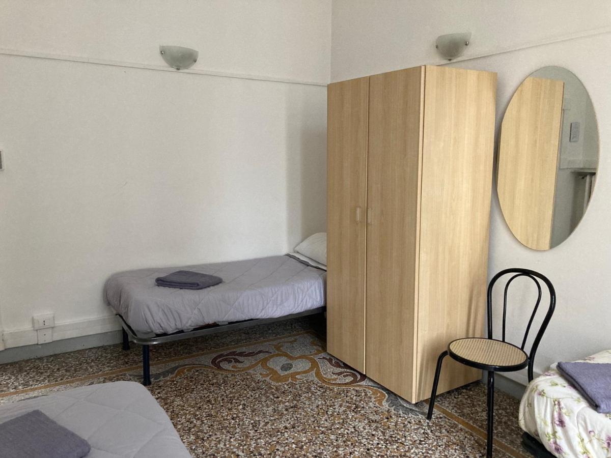 Guest House Roma Genoa Ngoại thất bức ảnh