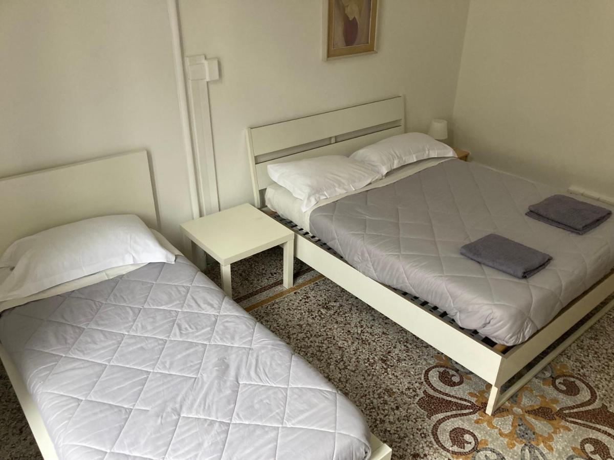 Guest House Roma Genoa Ngoại thất bức ảnh