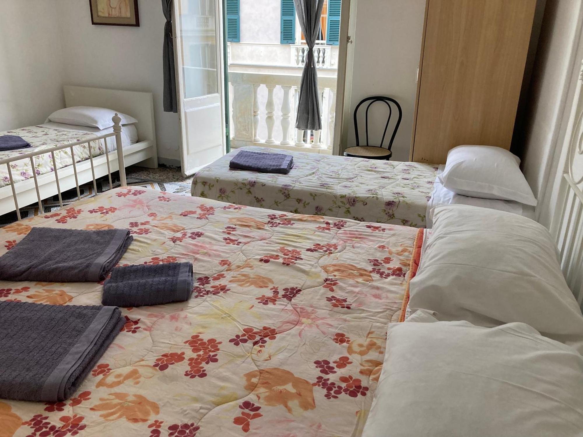 Guest House Roma Genoa Ngoại thất bức ảnh