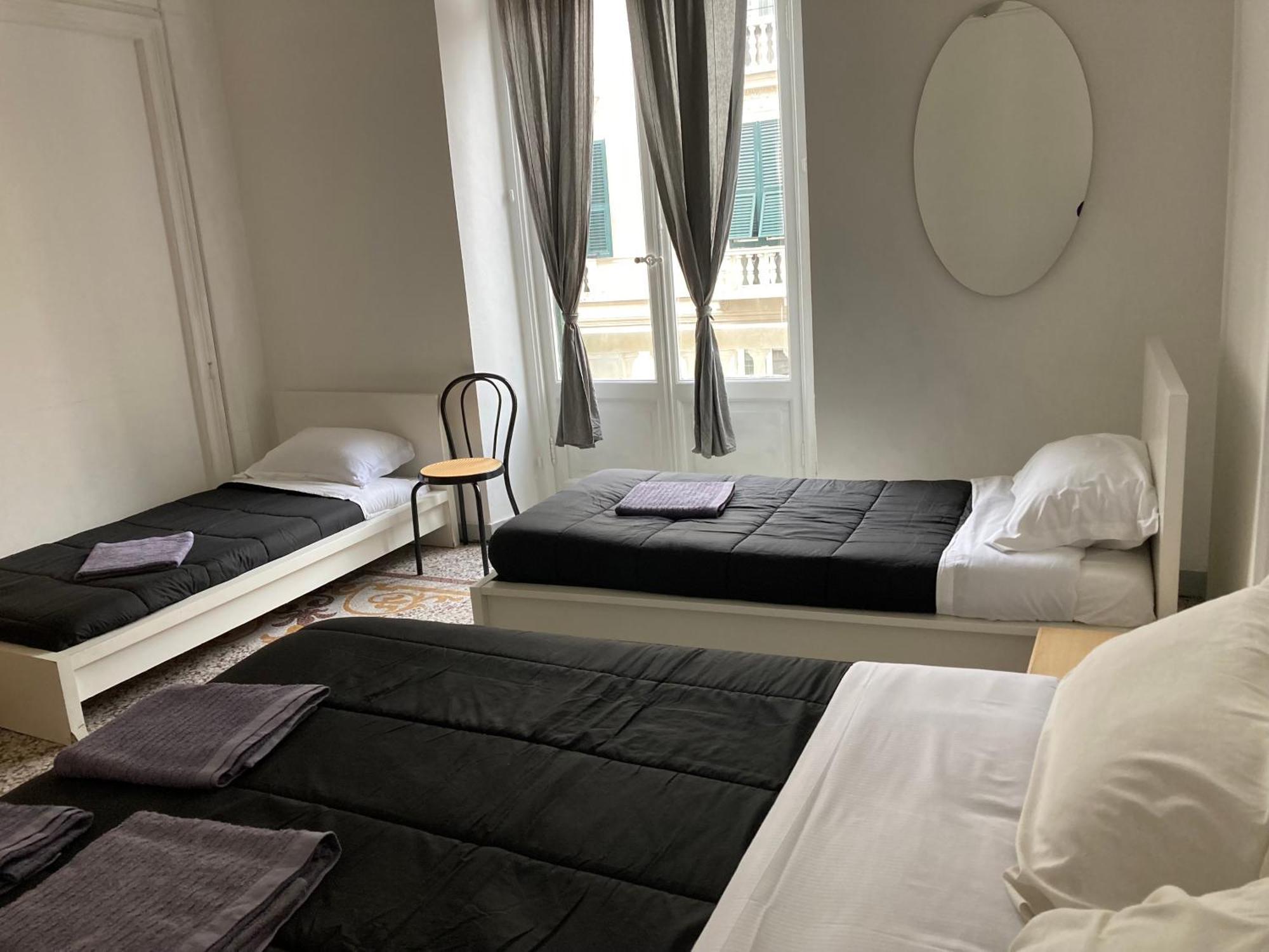 Guest House Roma Genoa Ngoại thất bức ảnh